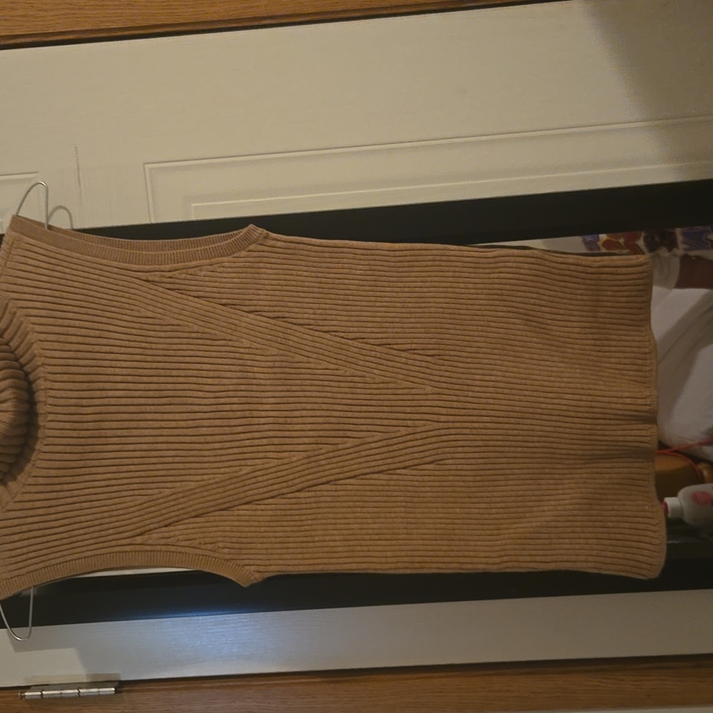 Lands End tank top size medium brown